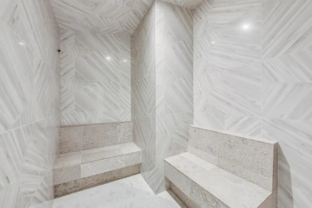 $7,999,000 | 363 East Wacker Drive, Unit 9101, Chicago, IL 60601