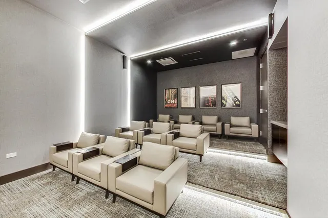 $7,999,000 | 363 East Wacker Drive, Unit 9101, Chicago, IL 60601