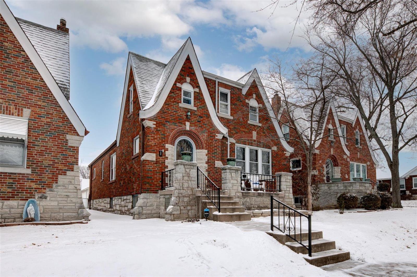5605 Rosa Avenue St. Louis, MO 63109 - Photo 1 of 22 Gallery Image 1