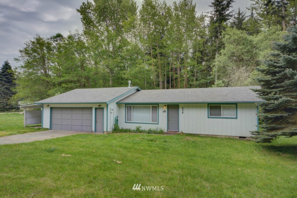 235 West Troxell Road Oak Harbor, WA 98277 - Photo 2 of 25 Gallery Image 2