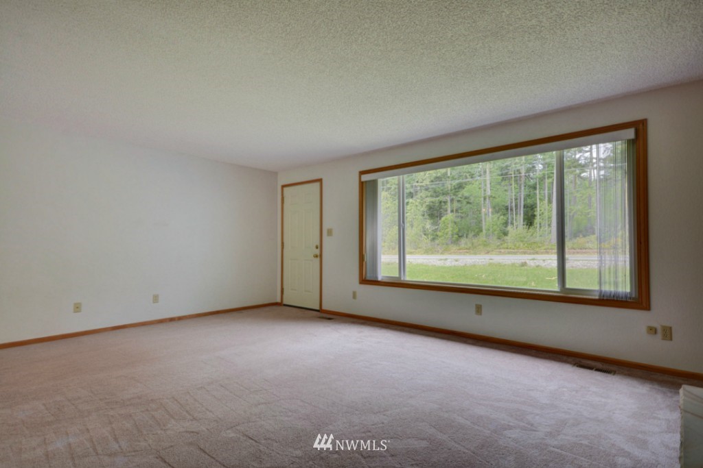 235 West Troxell Road Oak Harbor, WA 98277 - Photo 13 of 25 Gallery Image 13