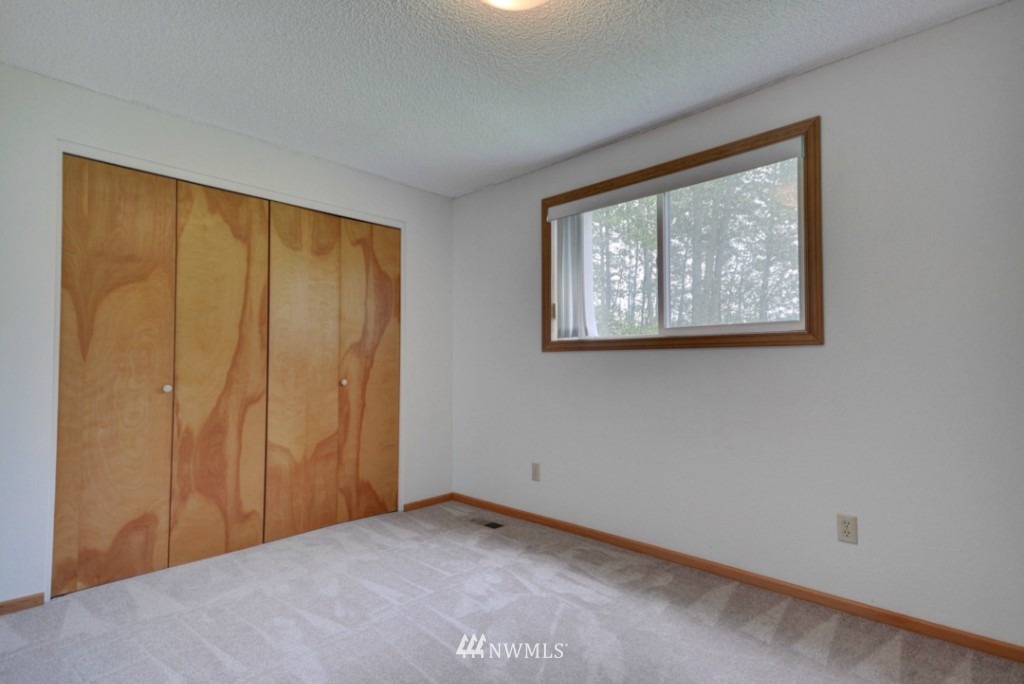 235 West Troxell Road Oak Harbor, WA 98277 - Photo 18 of 25 Gallery Image 18