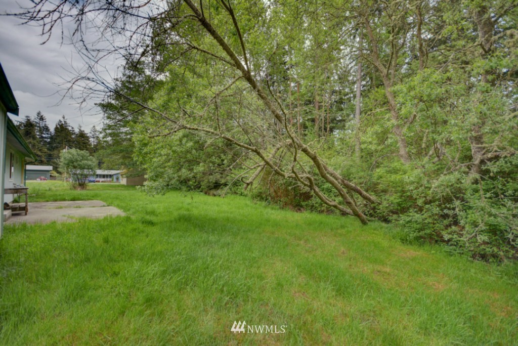 235 West Troxell Road Oak Harbor, WA 98277 - Photo 5 of 25 Gallery Image 5