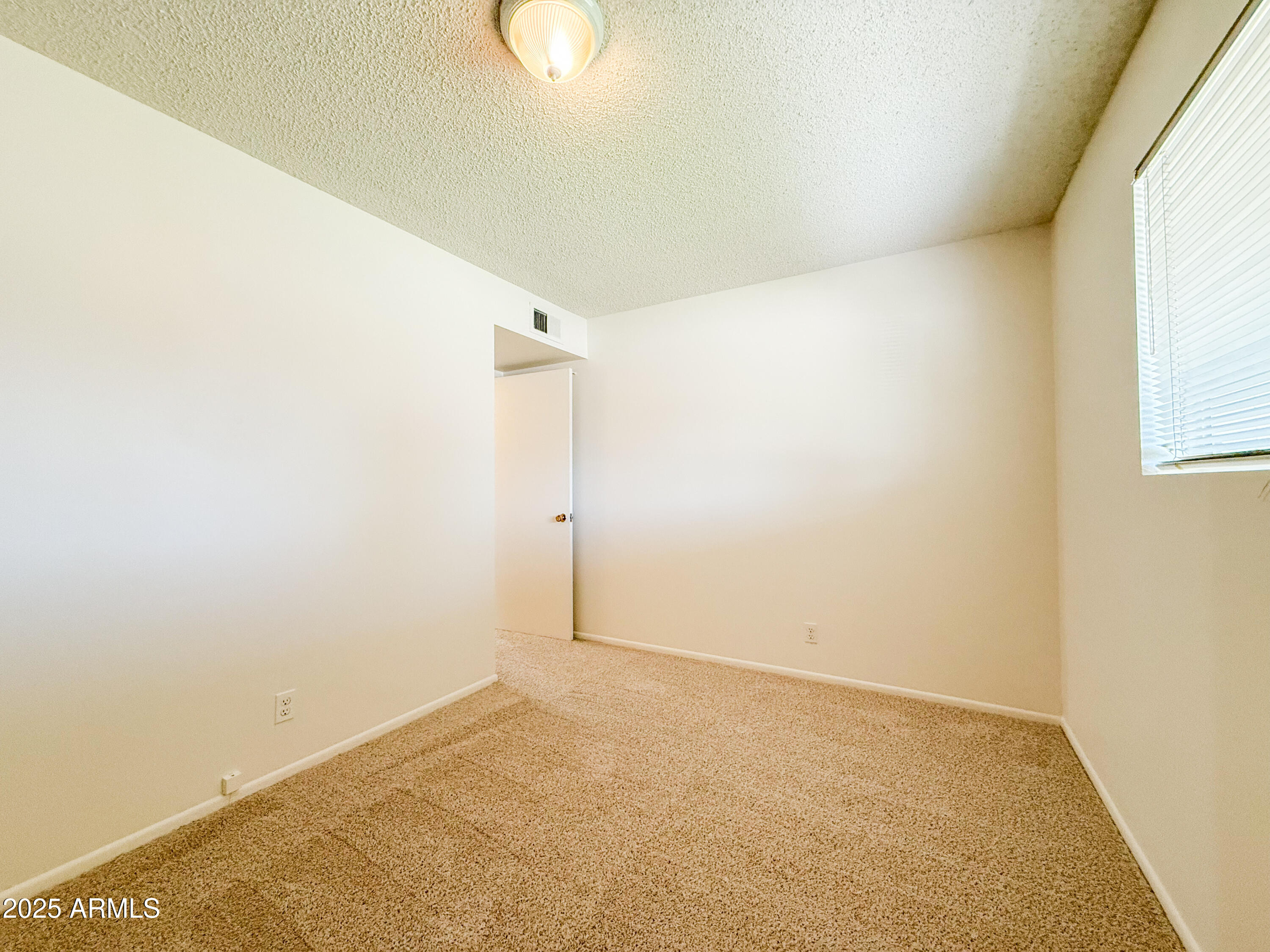 834 West 10th Street Tempe, AZ 85281 - Photo 14 of 26 IMG_4478