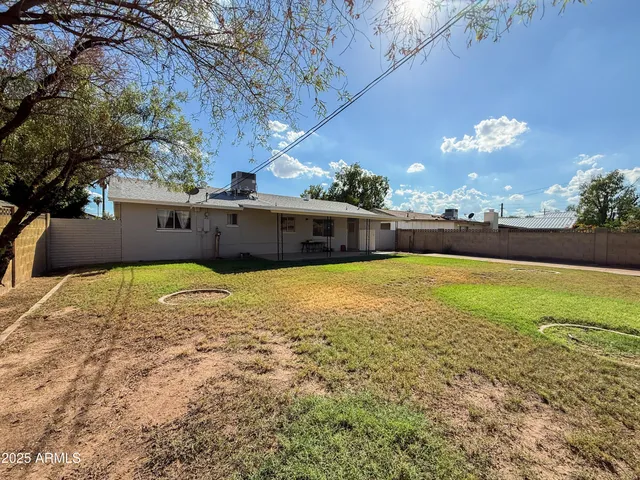 $2,395 | 834 West 10th Street, Tempe, AZ 85281