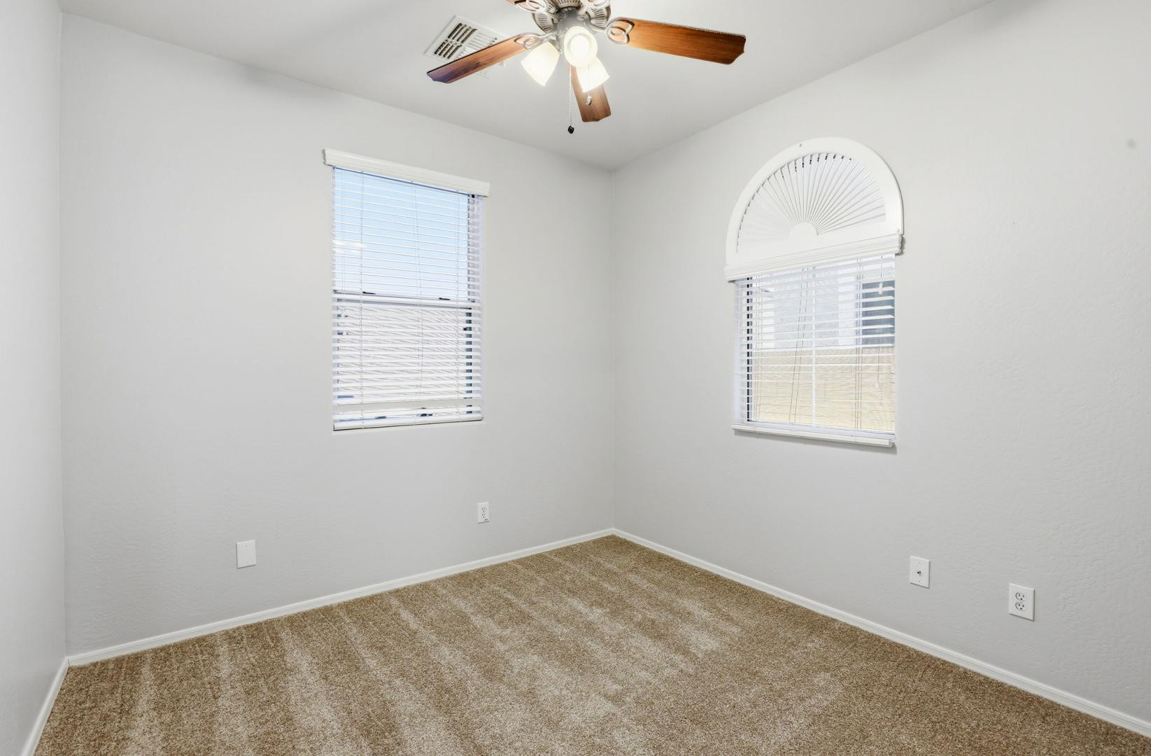 4043 East Milky Way Gilbert, AZ 85295 - Photo 12 of 30 Photo #12