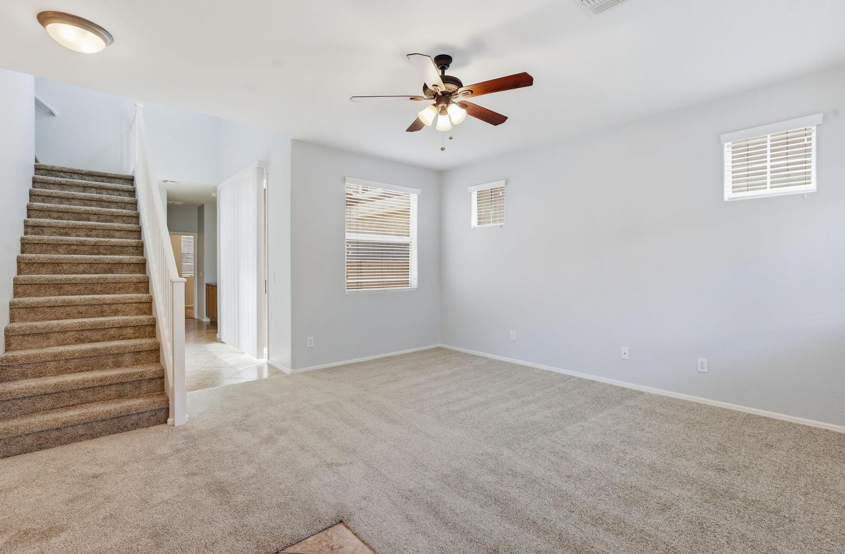 4043 East Milky Way Gilbert, AZ 85295 - Photo 4 of 30 Photo #4