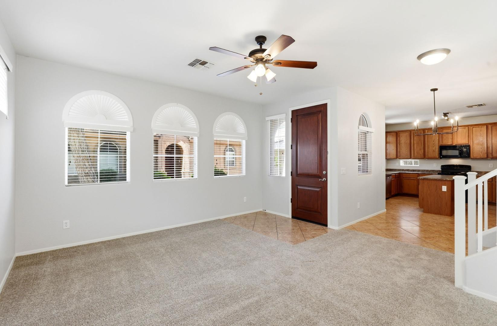 4043 East Milky Way Gilbert, AZ 85295 - Photo 5 of 30 Photo #5