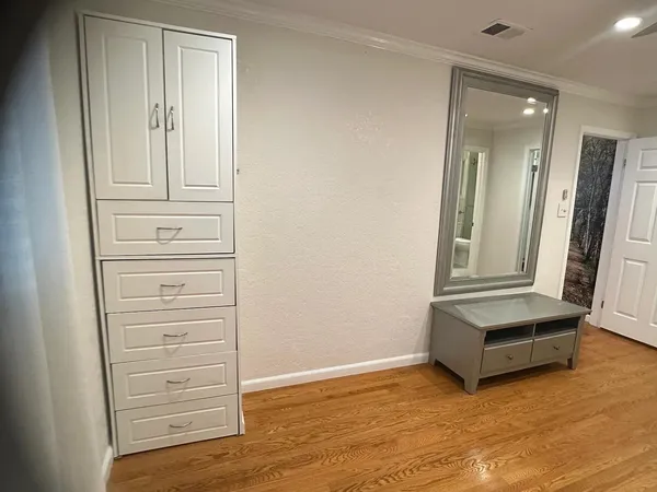 $6,450 | 101 Linden Avenue, San Bruno, CA 94066