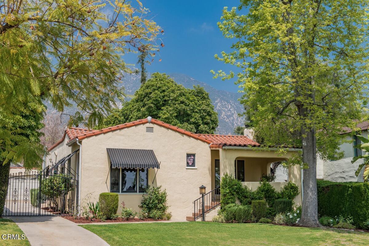 1843 Vistillas Road Altadena, CA 91001 - Photo 1 of 39 041221_Vistillas_Rd_JAS-0016_LowRes