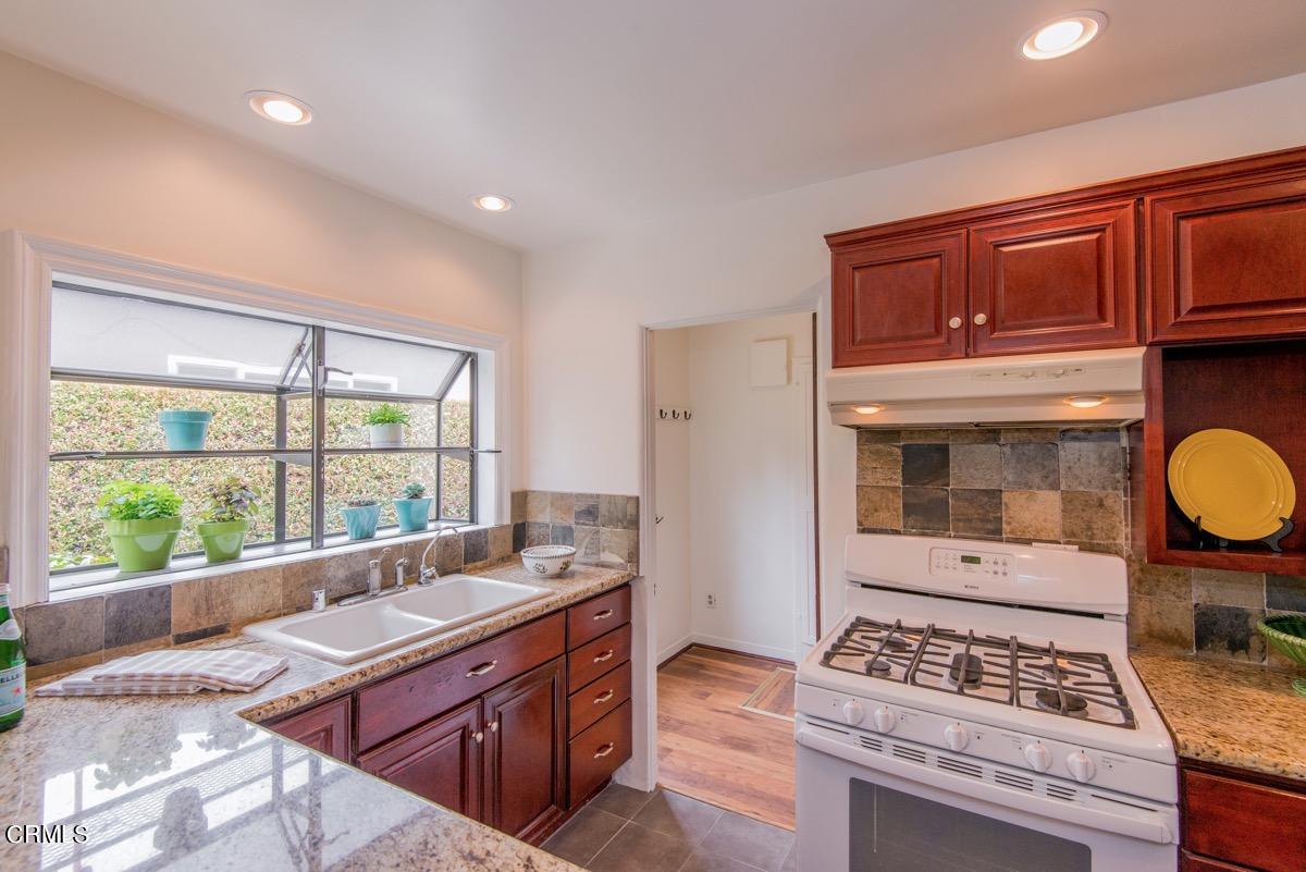1843 Vistillas Road Altadena, CA 91001 - Photo 18 of 39 041221_Vistillas_Rd_JAS-0395_LowRes