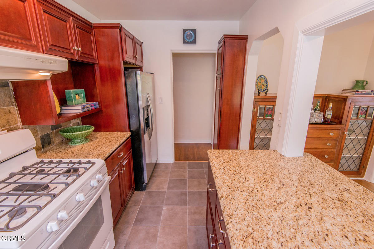 1843 Vistillas Road Altadena, CA 91001 - Photo 19 of 39 041221_Vistillas_Rd_JAS-0402_LowRes
