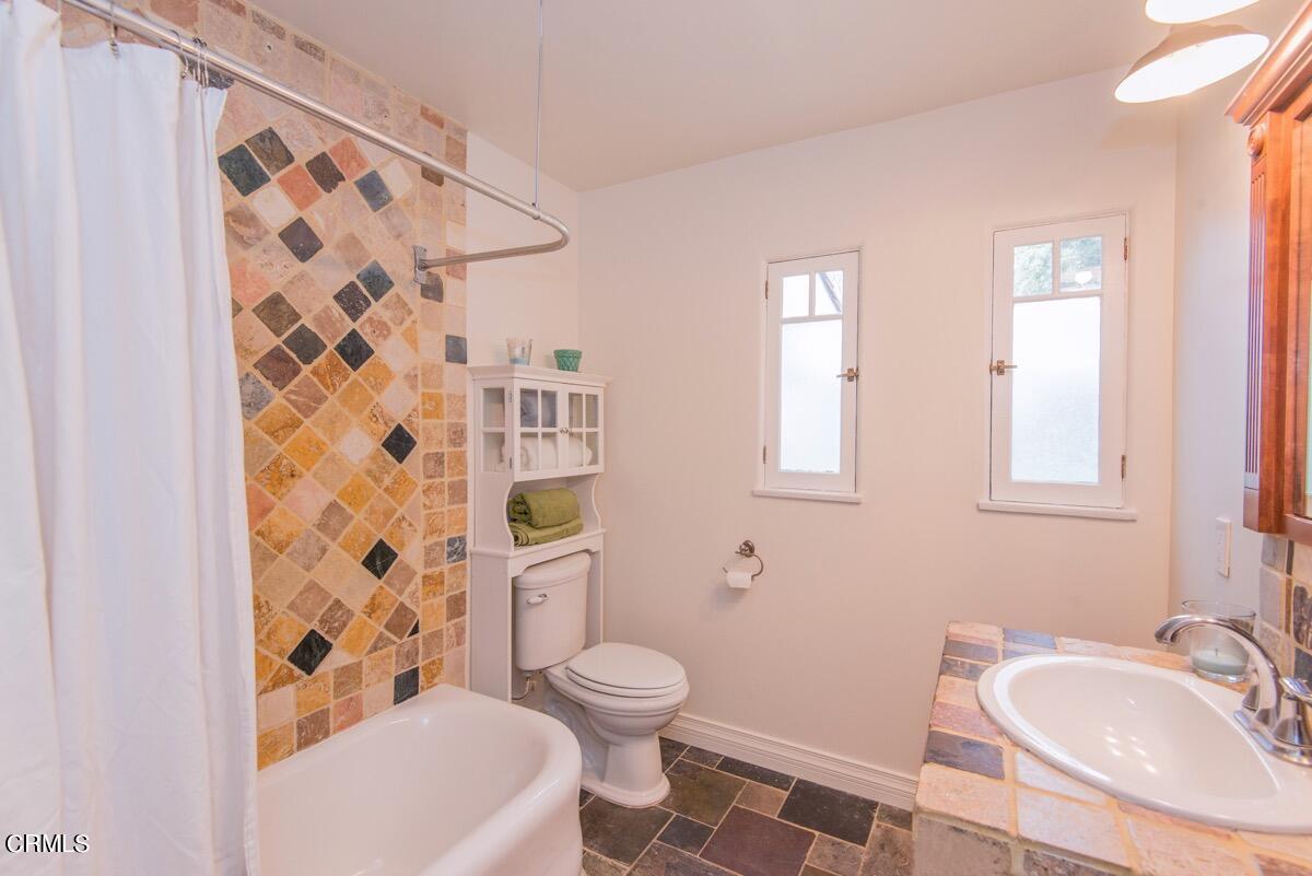 1843 Vistillas Road Altadena, CA 91001 - Photo 26 of 39 041221_Vistillas_Rd_JAS-0481_LowRes