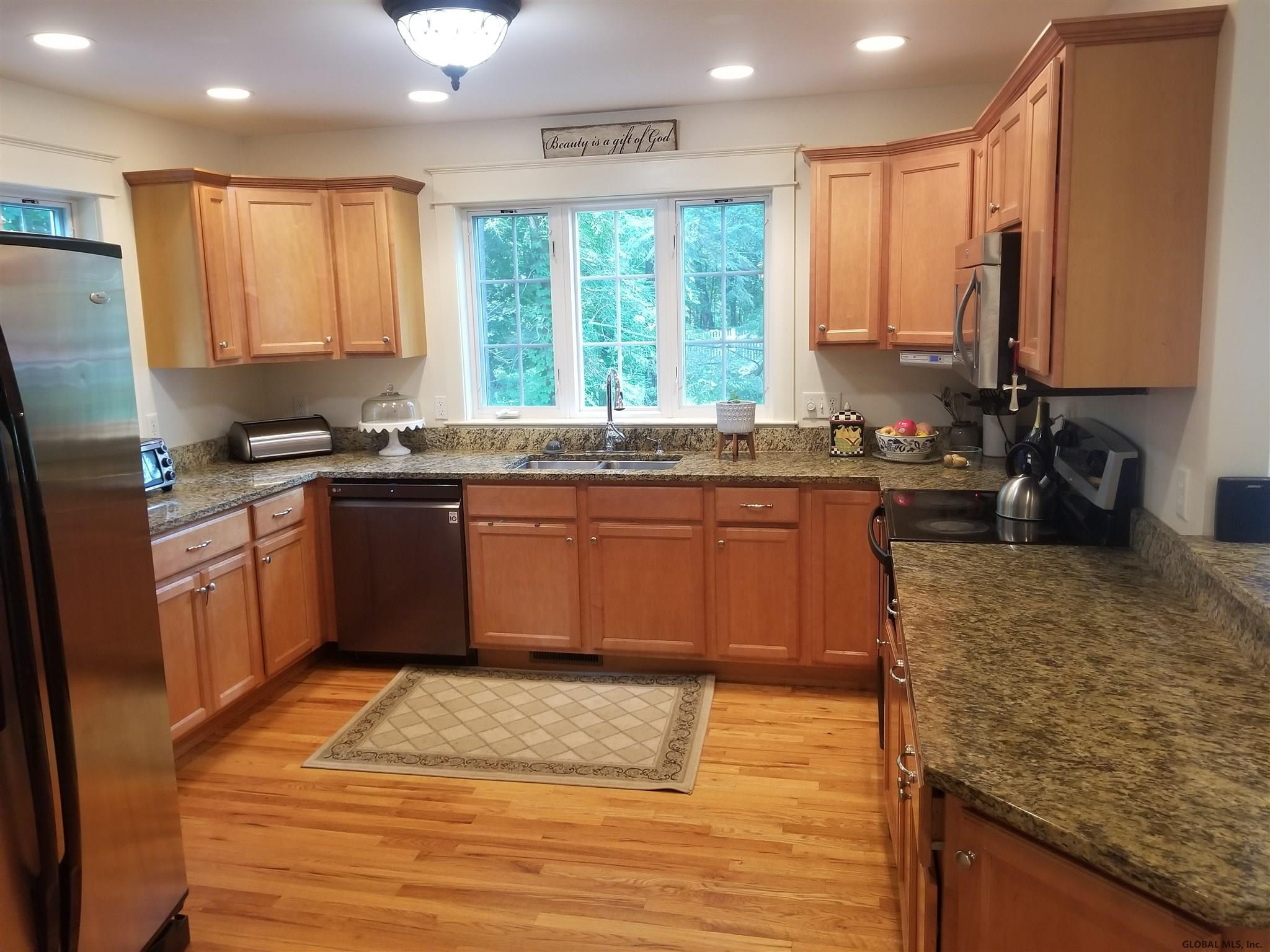 513 Dawson Road Bethlehem, NY 12054 - Photo 37 of 40 Photo 53