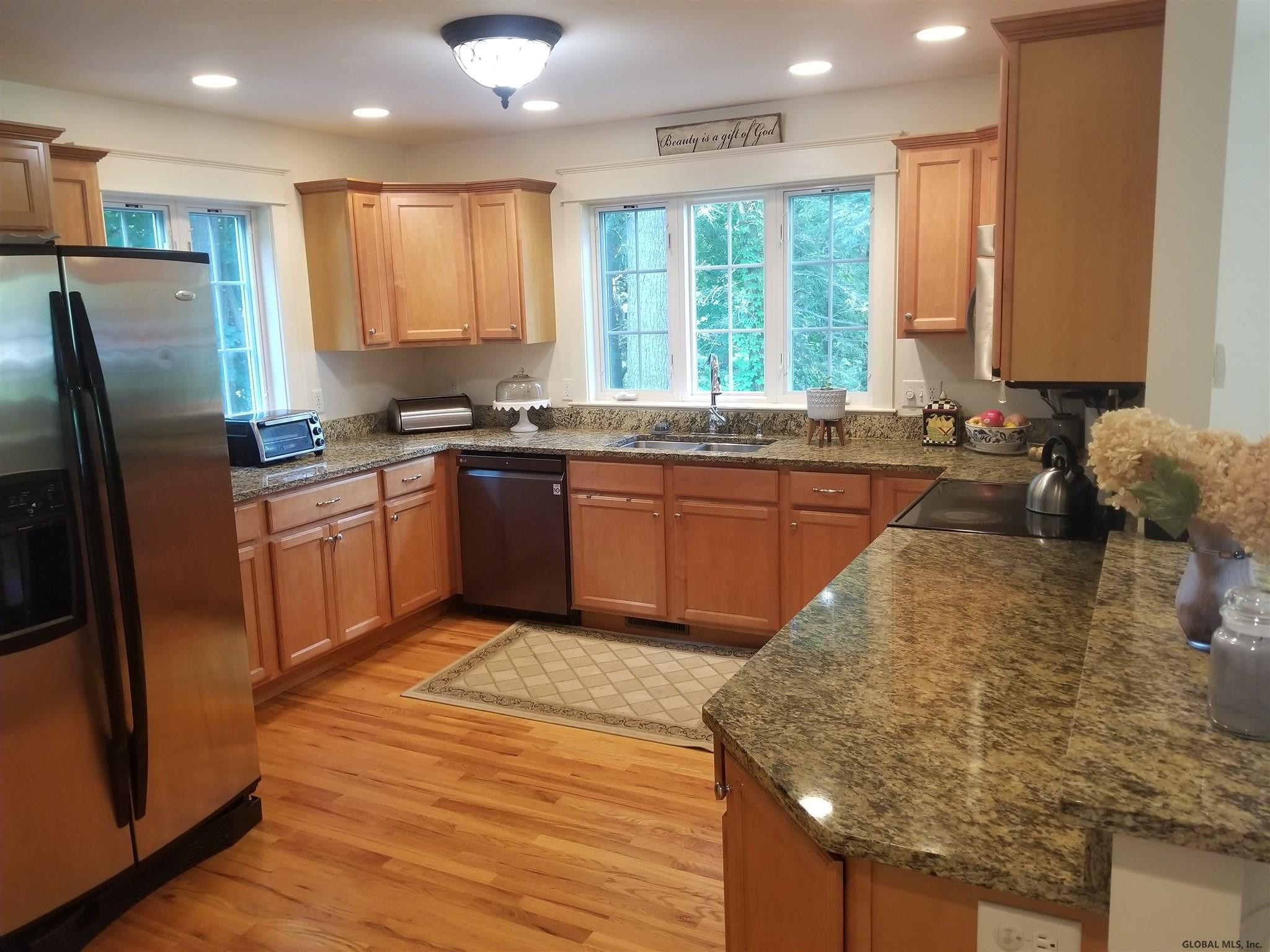 513 Dawson Road Bethlehem, NY 12054 - Photo 38 of 40 Photo 54