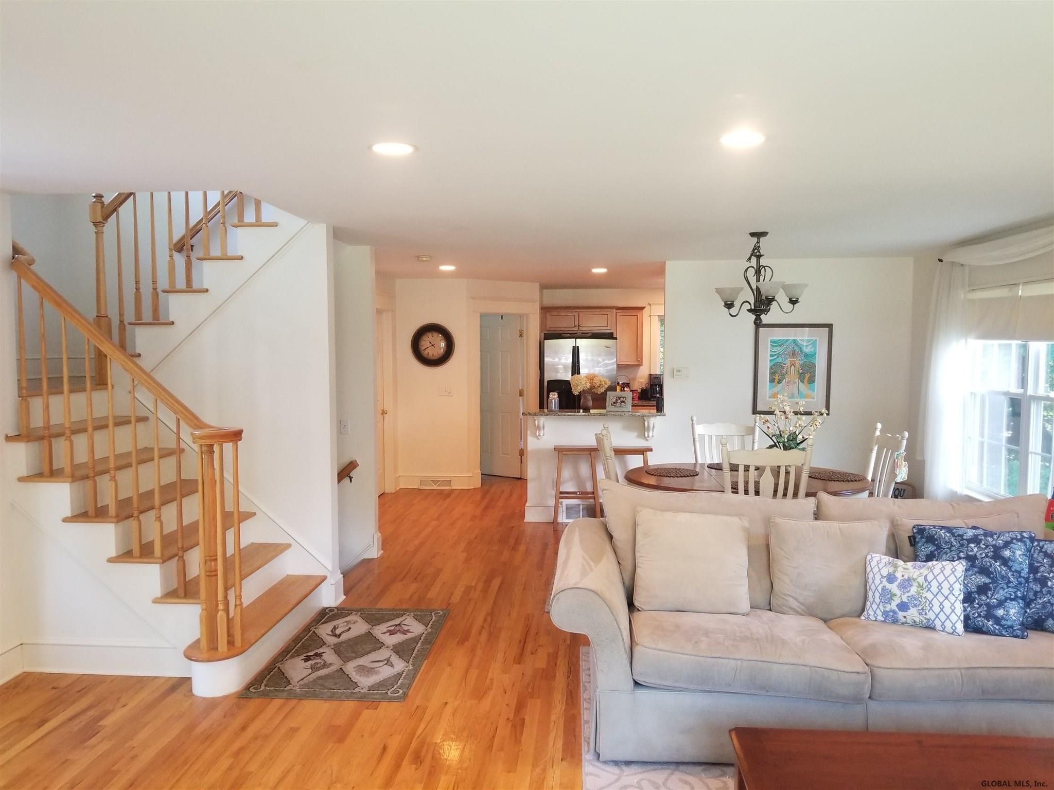 513 Dawson Road Bethlehem, NY 12054 - Photo 9 of 40 Photo 13