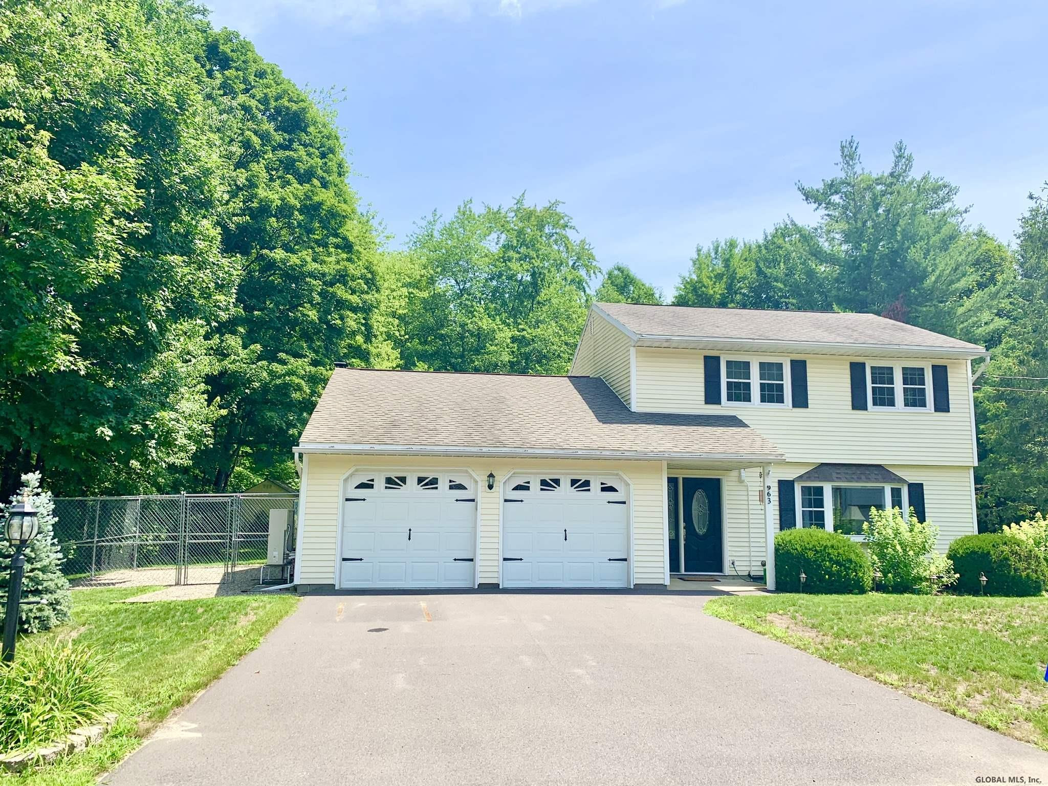 963 Benedict Road Ballston, NY 12019 - Photo 2 of 63 Photo 2
