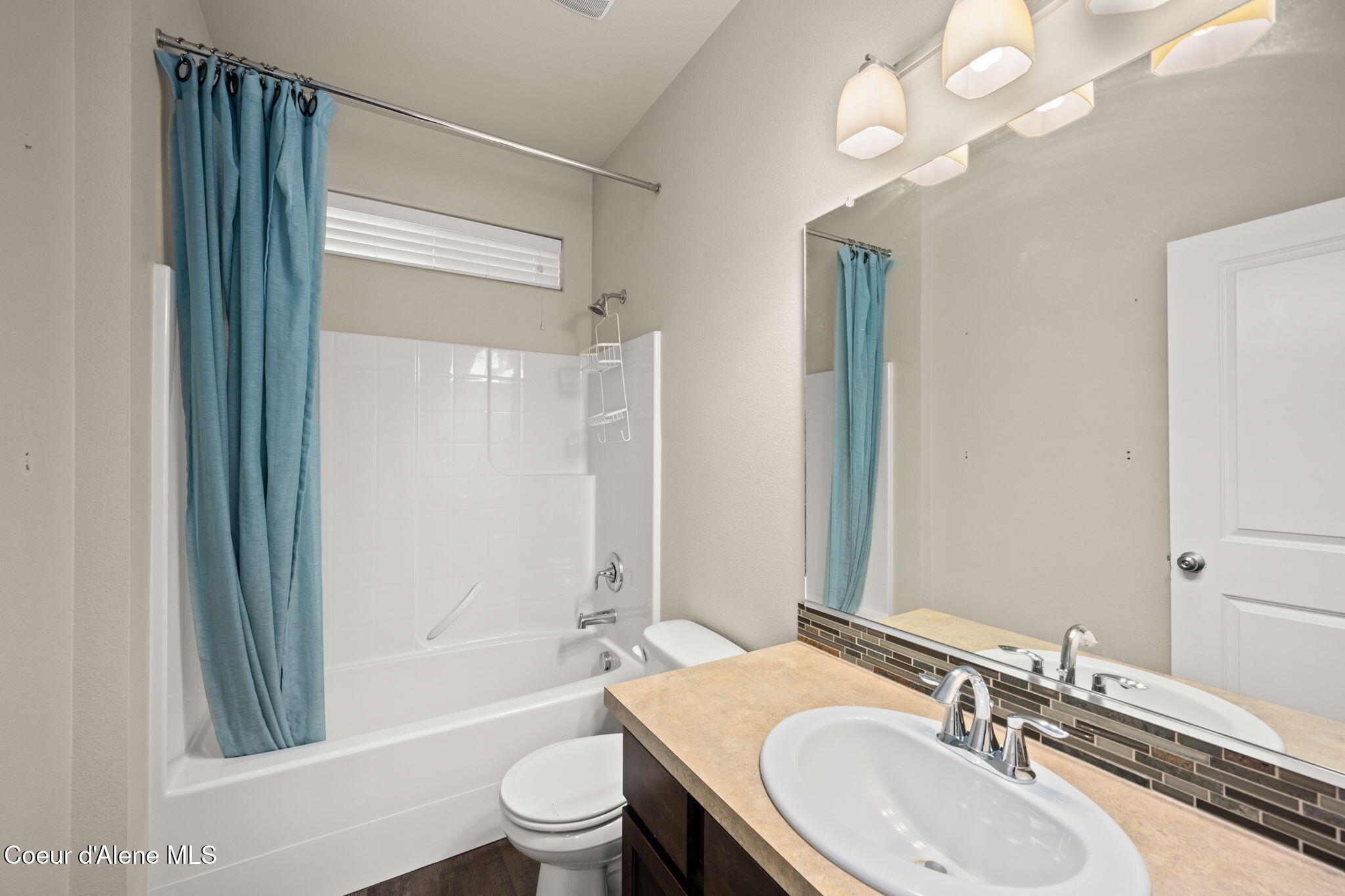 6556 Cornwall Street Coeur D'Alene, ID 83815 - Photo 5 of 30 9-web-or-mls-DSC_6634