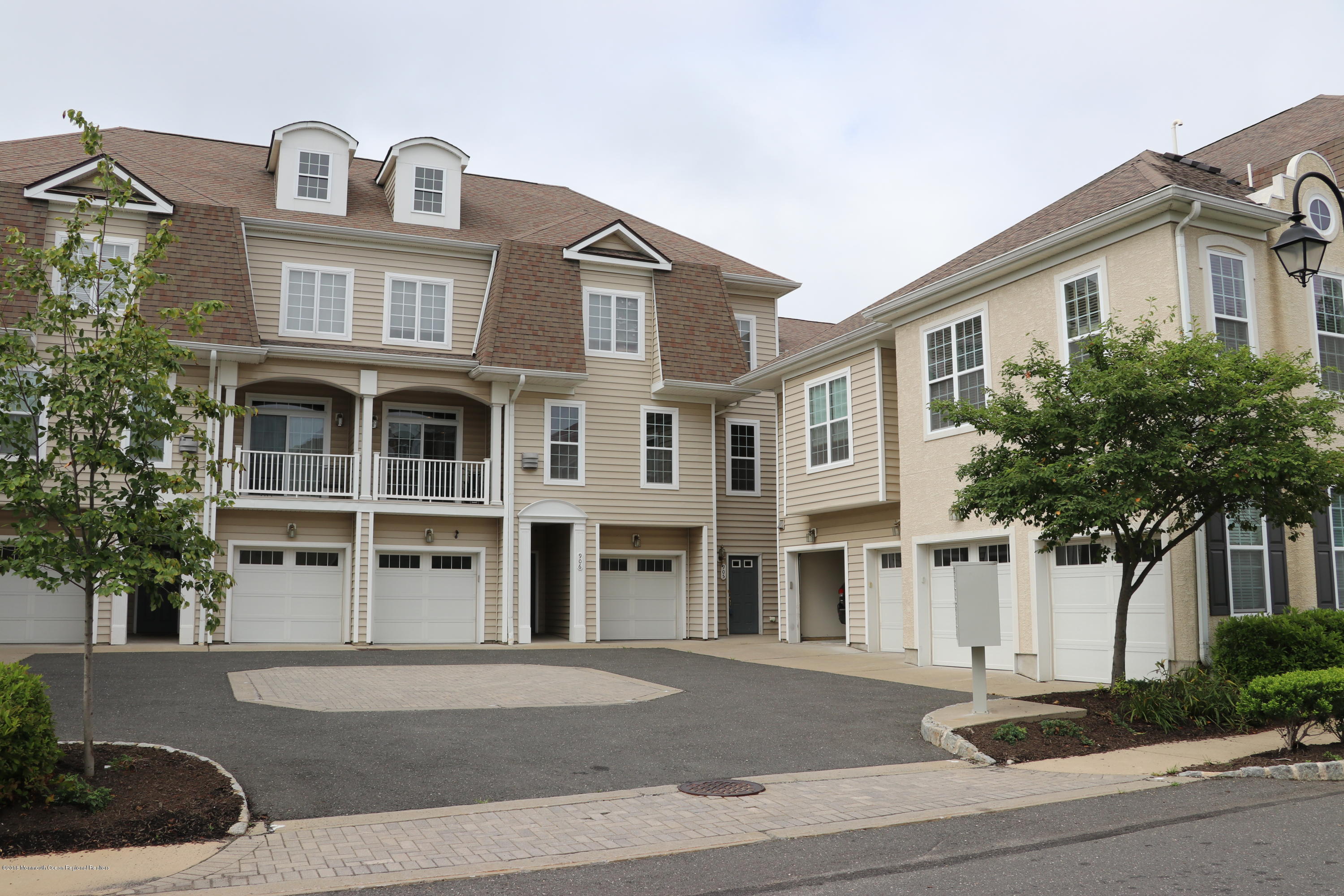 905 Abby Road Middletown, NJ 07748 - Photo 2 of 25 IMG_0281