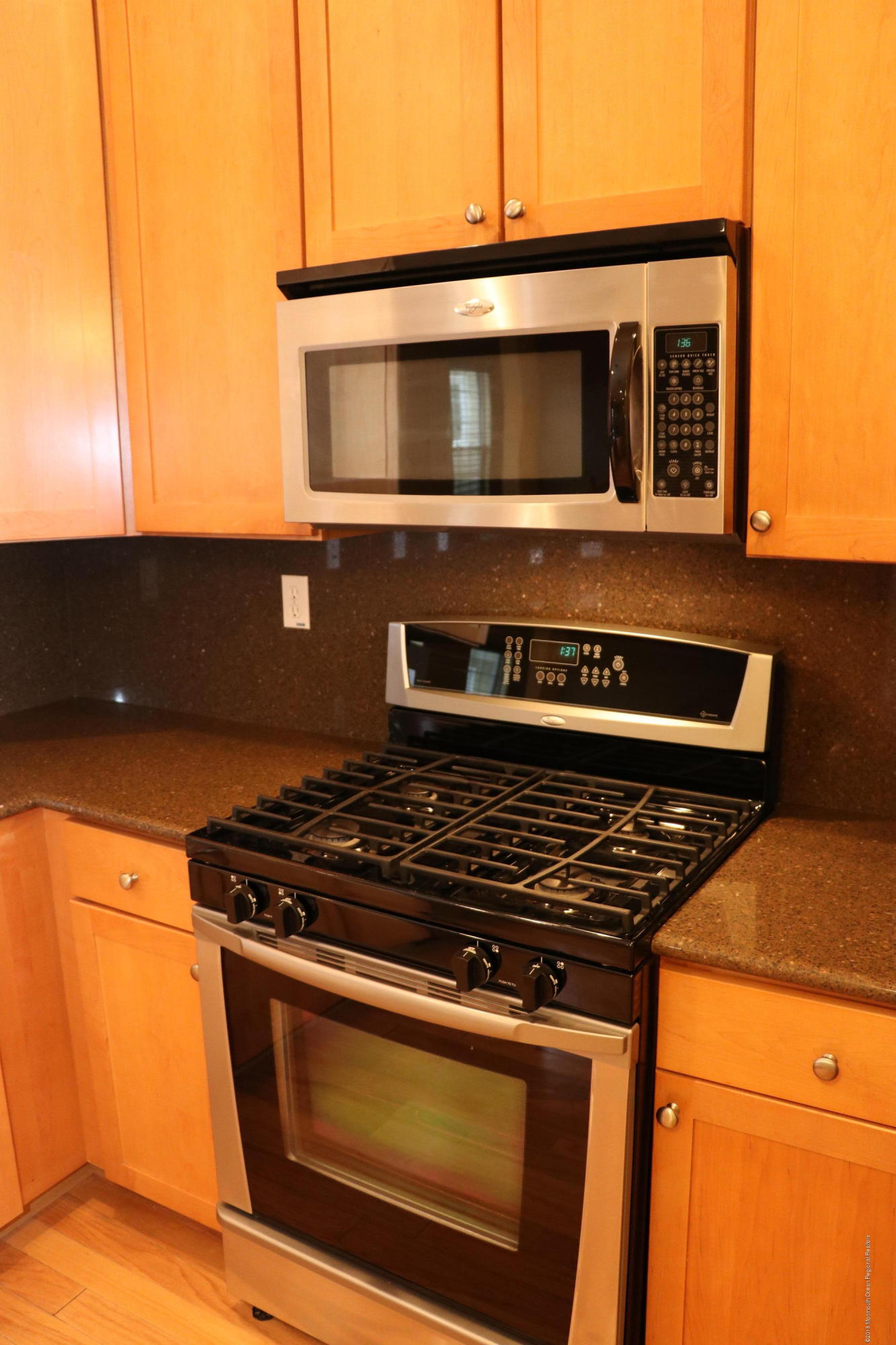 905 Abby Road Middletown, NJ 07748 - Photo 7 of 25 IMG_0287