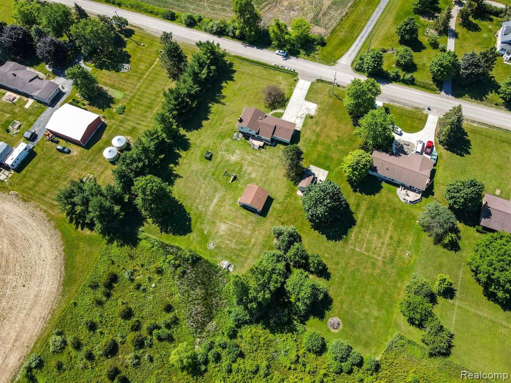8381 Noblet Road Davison, MI 48423 - Photo 30 of 32