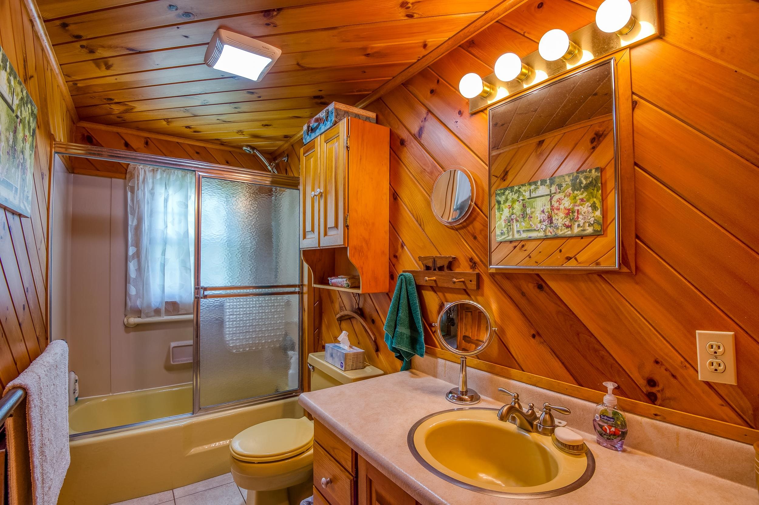 972 Whittier Road Tamworth, NH 03890 - Photo 21 of 32 Gallery Image 21