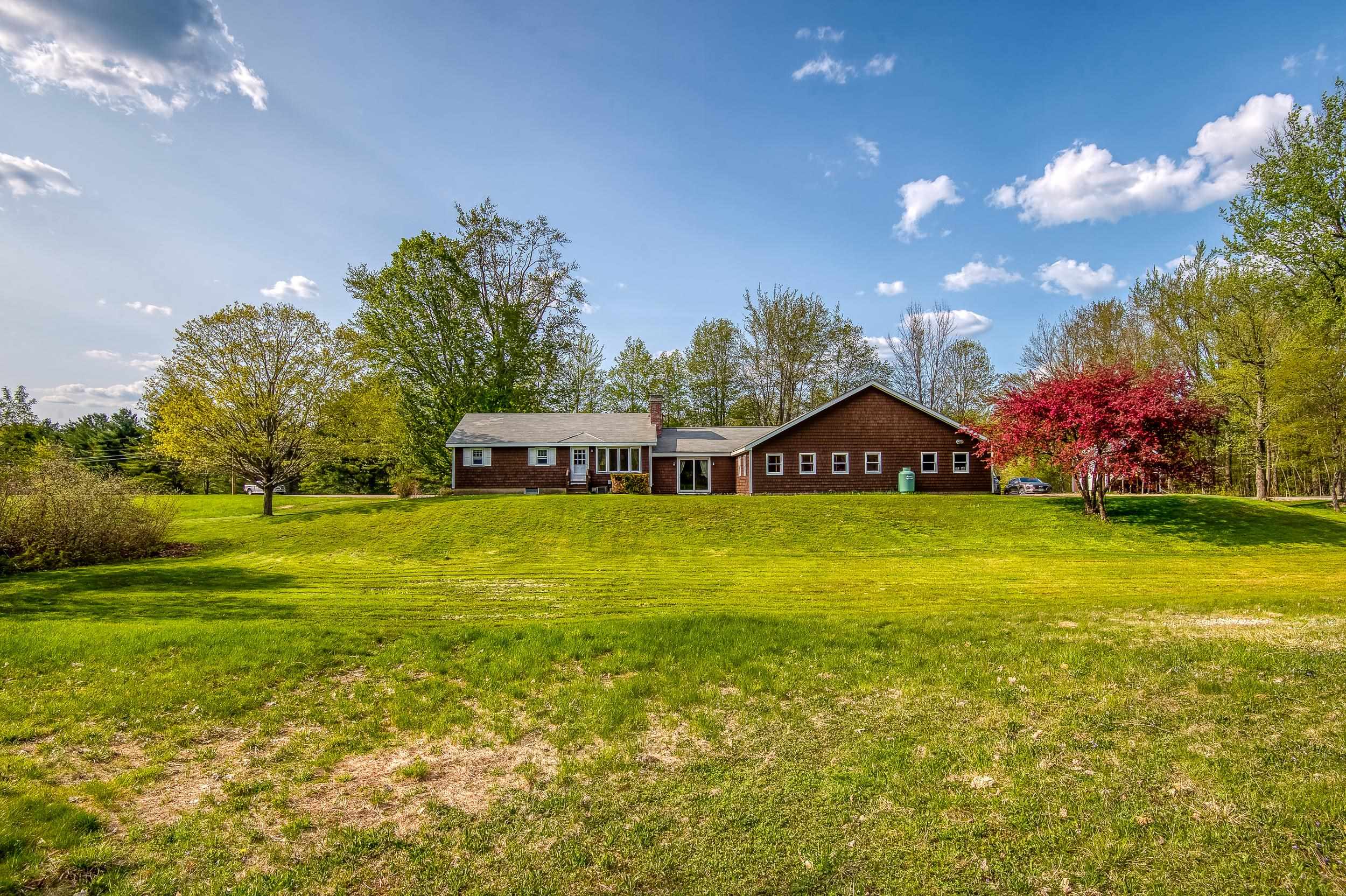 972 Whittier Road Tamworth, NH 03890 - Photo 4 of 32 Gallery Image 4