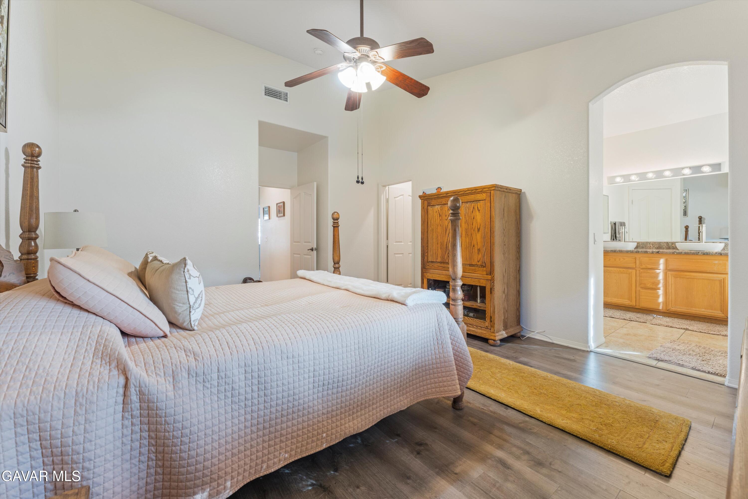 2104 Avenue J7 W Lancaster Ca West Lancaster, CA 93536 - Photo 14 of 34 09-JYP00814