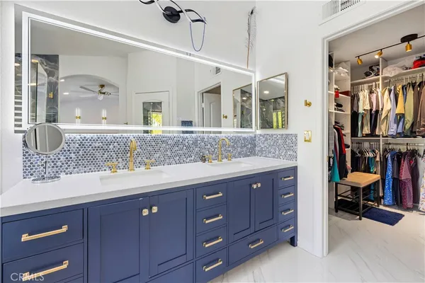 $1,179,000 | 23233 Sageview Court, Valencia, CA 91354