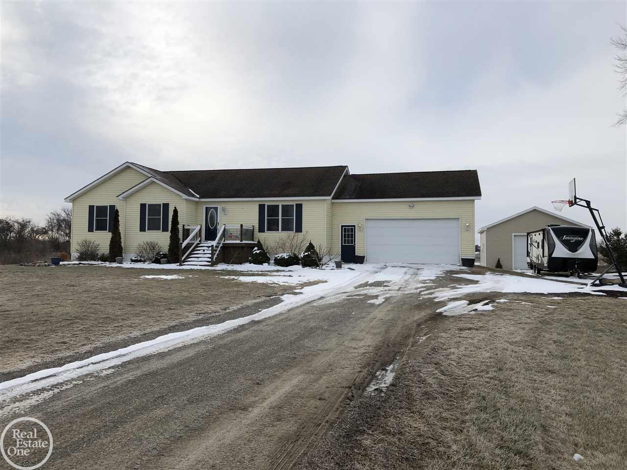 5646 Galbraith Line Road Croswell, MI 48422 - Photo 3 of 43