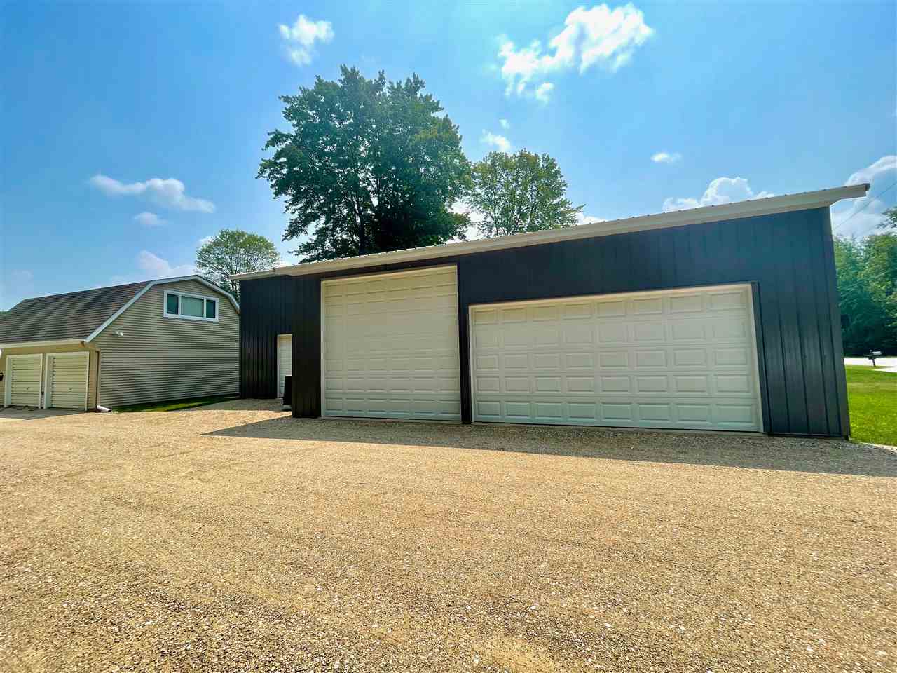 3922 Pineland Point Gladwin, MI 48624 - Photo 43 of 48 Gallery Image 43