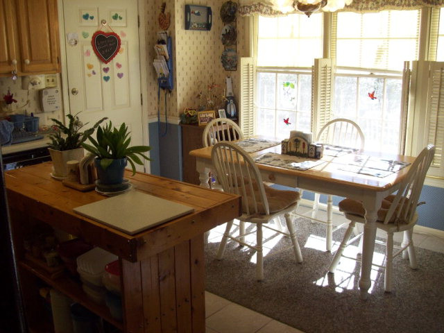 321 East Hedge Road Aiken, SC 29801 - Photo 10 of 21 Breakfast Area