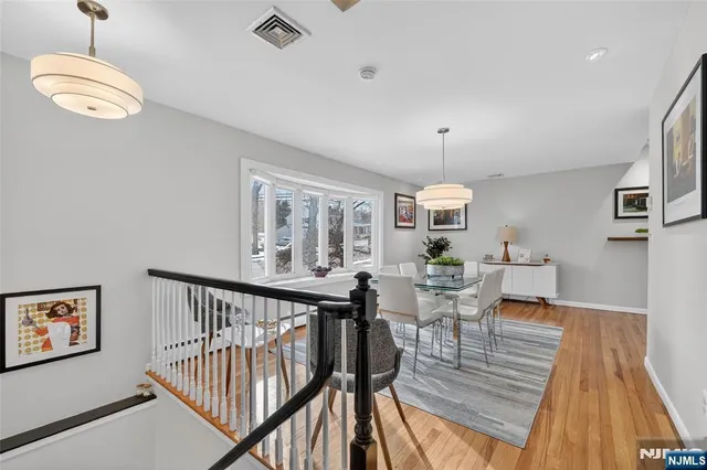 $925,000 | 90 Birchwood Terrace, Wayne, NJ 07470