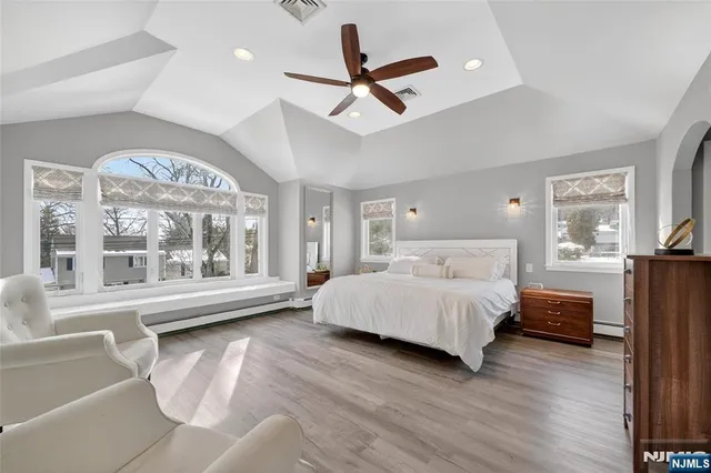 $925,000 | 90 Birchwood Terrace, Wayne, NJ 07470