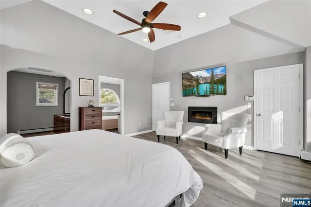 $925,000 | 90 Birchwood Terrace, Wayne, NJ 07470