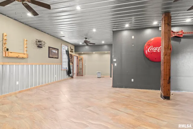 $289,900 | 240 North Washington Street, Taylorville, IL 62568