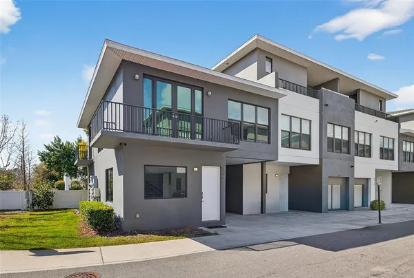 $3,750 | 8706 Palm Ranches Place, Tampa, FL 33614