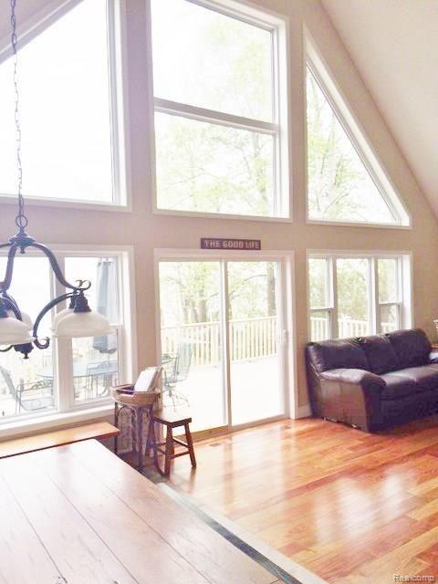 6285 Lakeshore Road Lexington, MI 48450 - Photo 5 of 21 IMG_2178.JPG