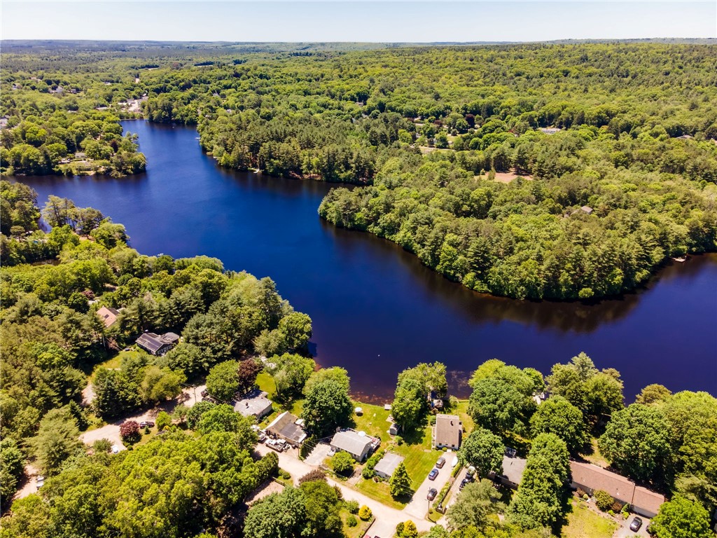 31 Sunset Drive Hopkinton, RI 02832 - Photo 9 of 45