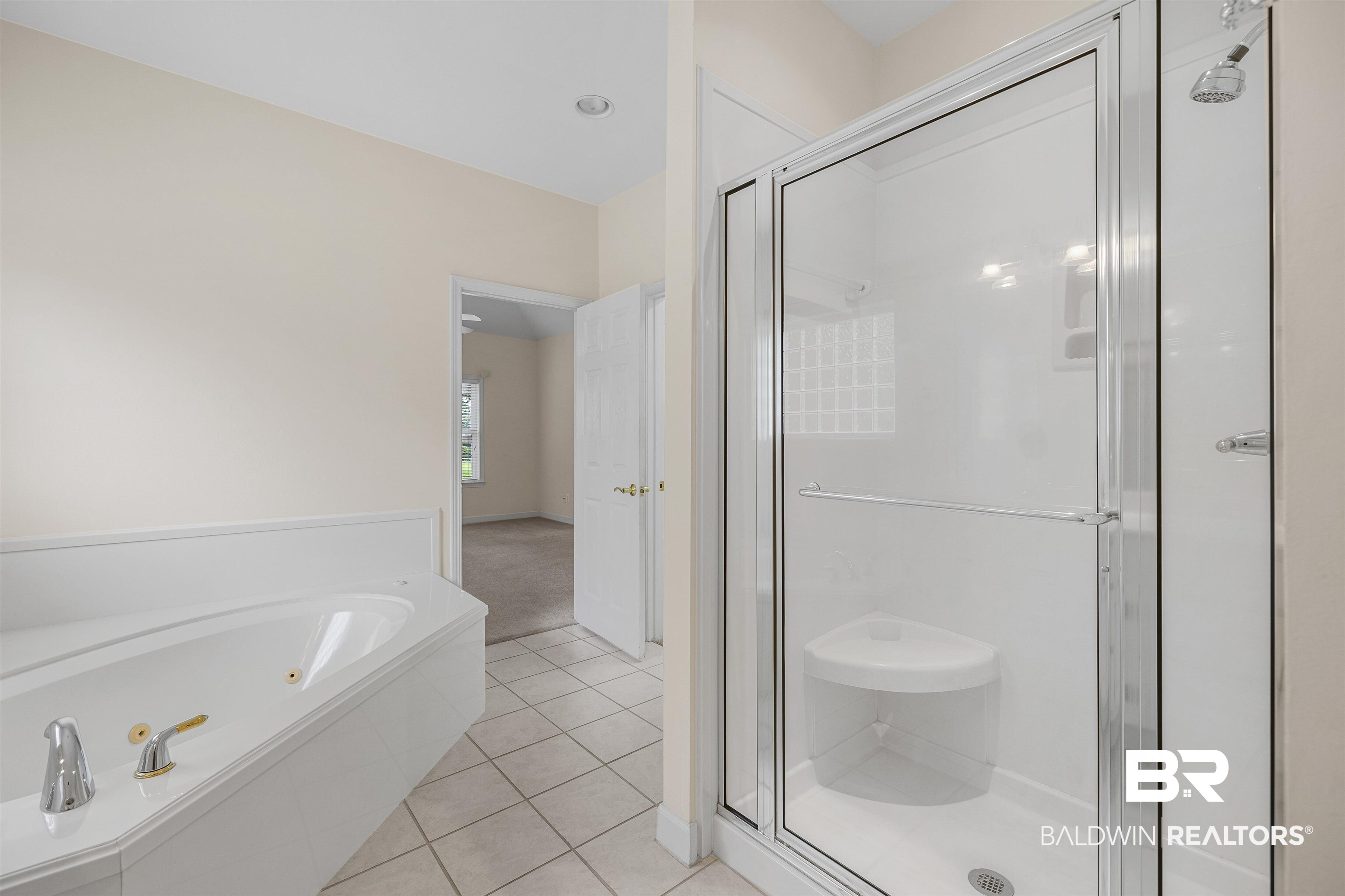 105 Par Circle Fairhope, AL 36532 - Photo 18 of 30 Primary Bath