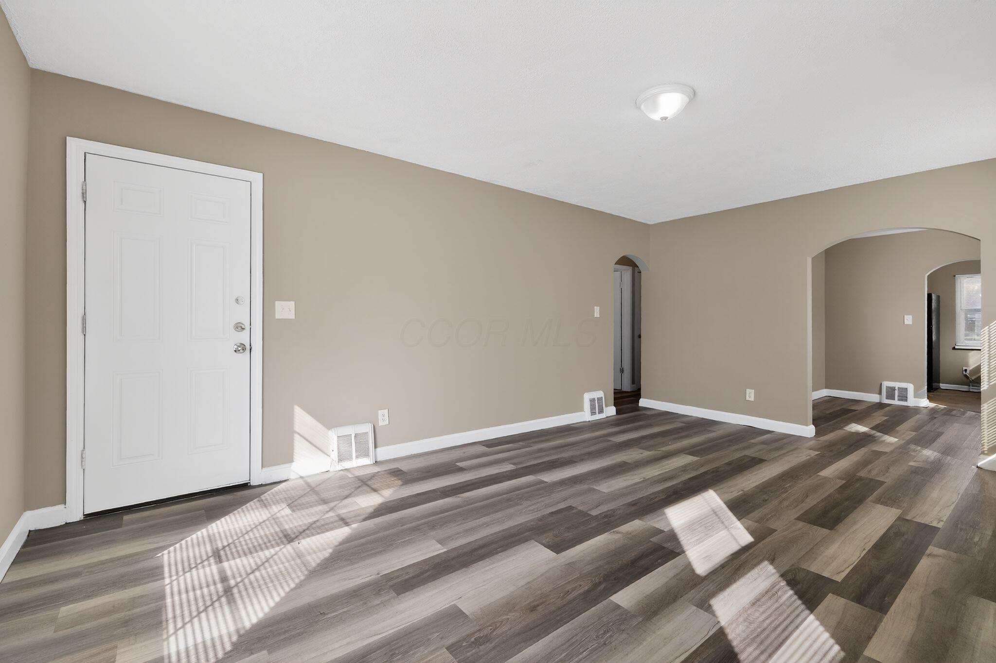 774 Racine Avenue Columbus, OH 43204 - Photo 5 of 30