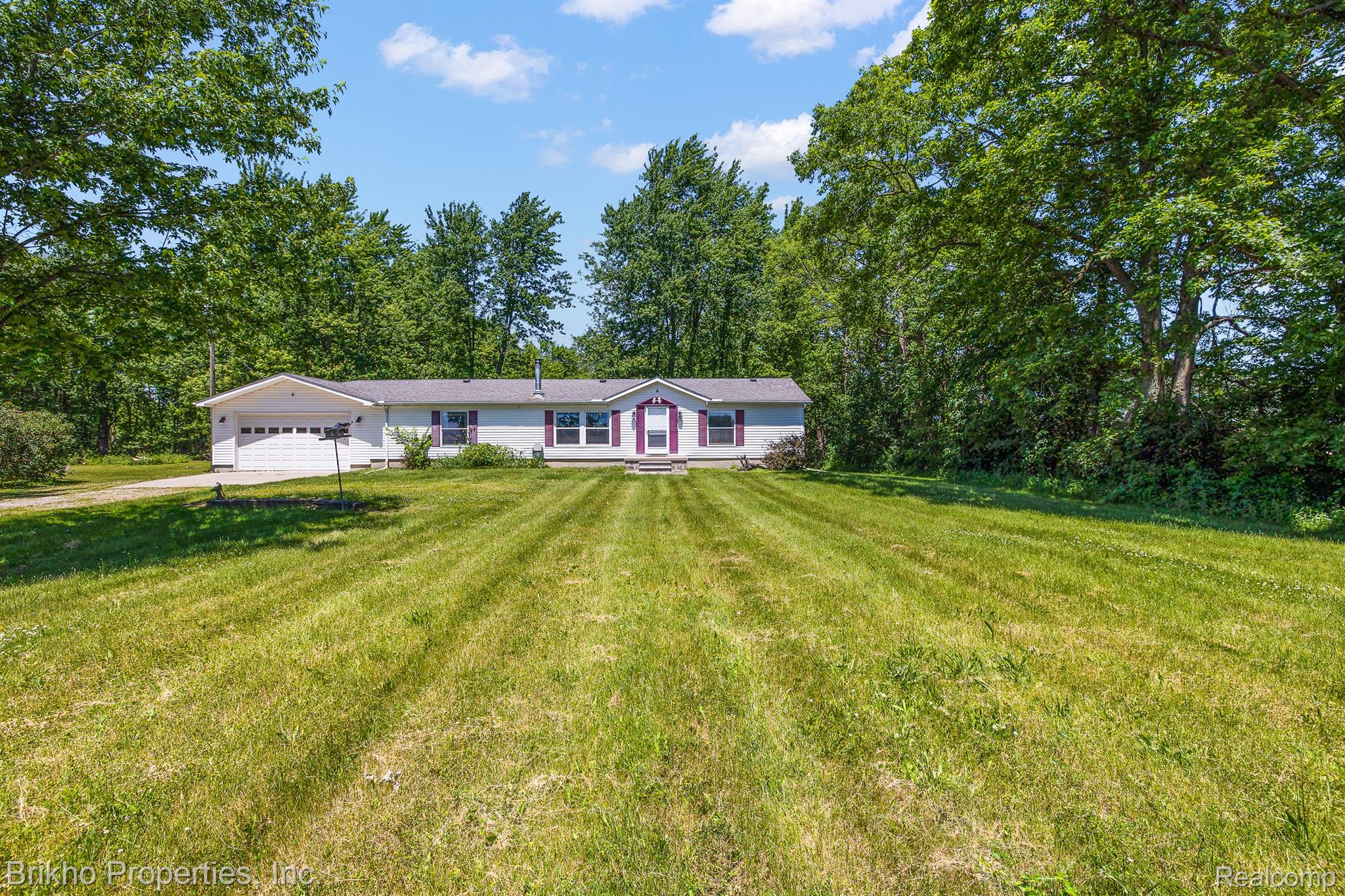 13384 Bryce Road Emmett, MI 48022 - Photo 2 of 54 Gallery Image 2