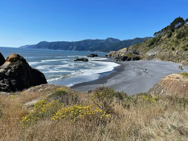 $85,000 | 19 Seaview Point, Whitethorn, CA 95589