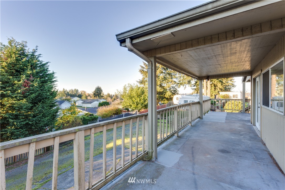 2609 Northeast 6th Place Renton, WA 98056 - Photo 17 of 21