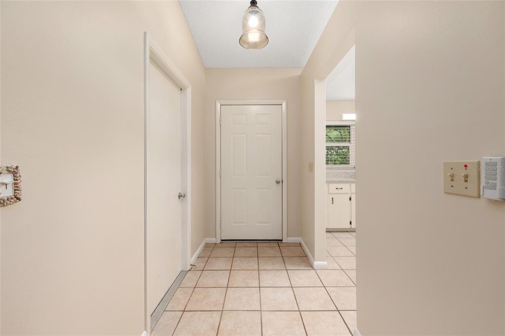 9382 Southwest 89th Court Road, Unit C Ocala, FL 34481 - Photo 12 of 48