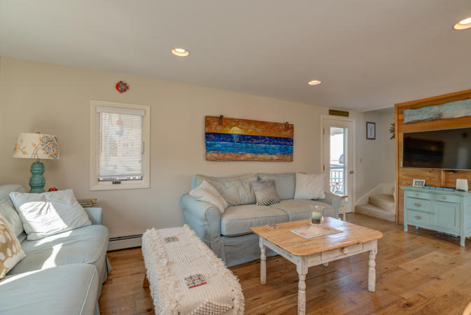 119 Hills Beach Road Biddeford, ME 04005 - Photo 8 of 52 119 Hills Beach Rd Biddeford, ME pic#8