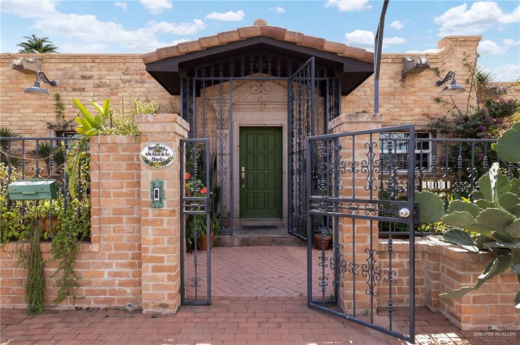 301 Vermont Avenue McAllen, TX 78503 - Photo 2 of 25 a front view of a house with parking
