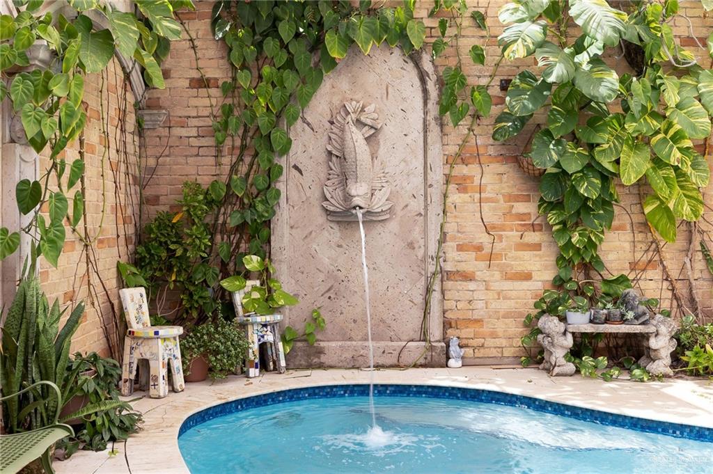 301 Vermont Avenue McAllen, TX 78503 - Photo 22 of 25 an aerial view of a house with swimming pool