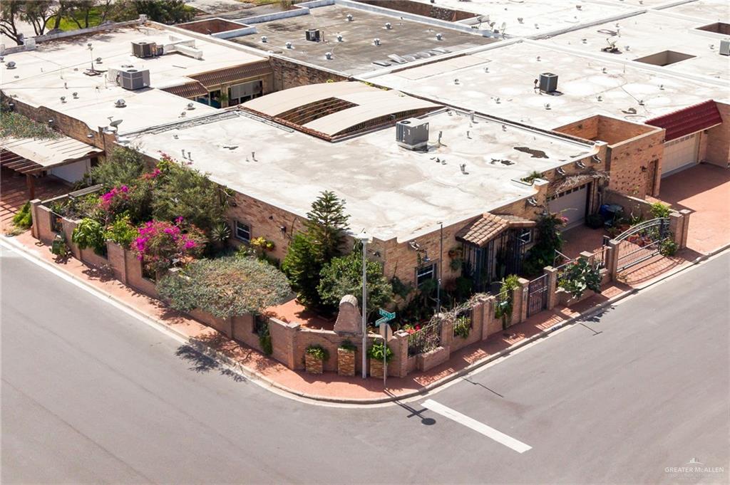 301 Vermont Avenue McAllen, TX 78503 - Photo 25 of 25 a view of entryway with outdoor space