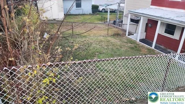 $1,300 | 72 East Bacon Street, Palo Alto, PA 17901